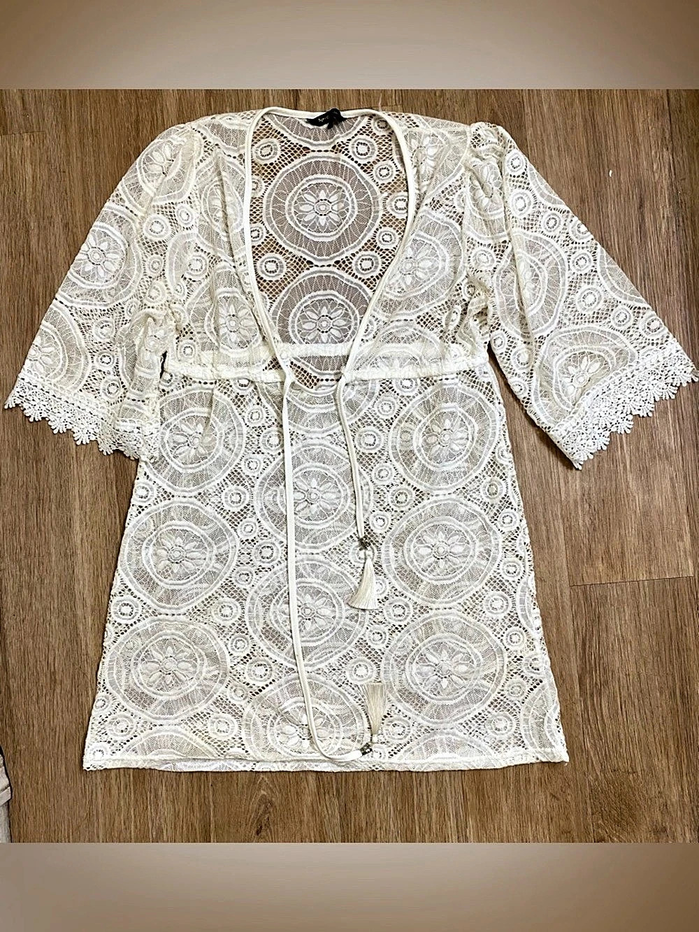 Splendid White Lace Cover-Up